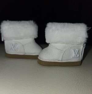 ✨️LABUBU FASHION FUR BOOTS WHITE